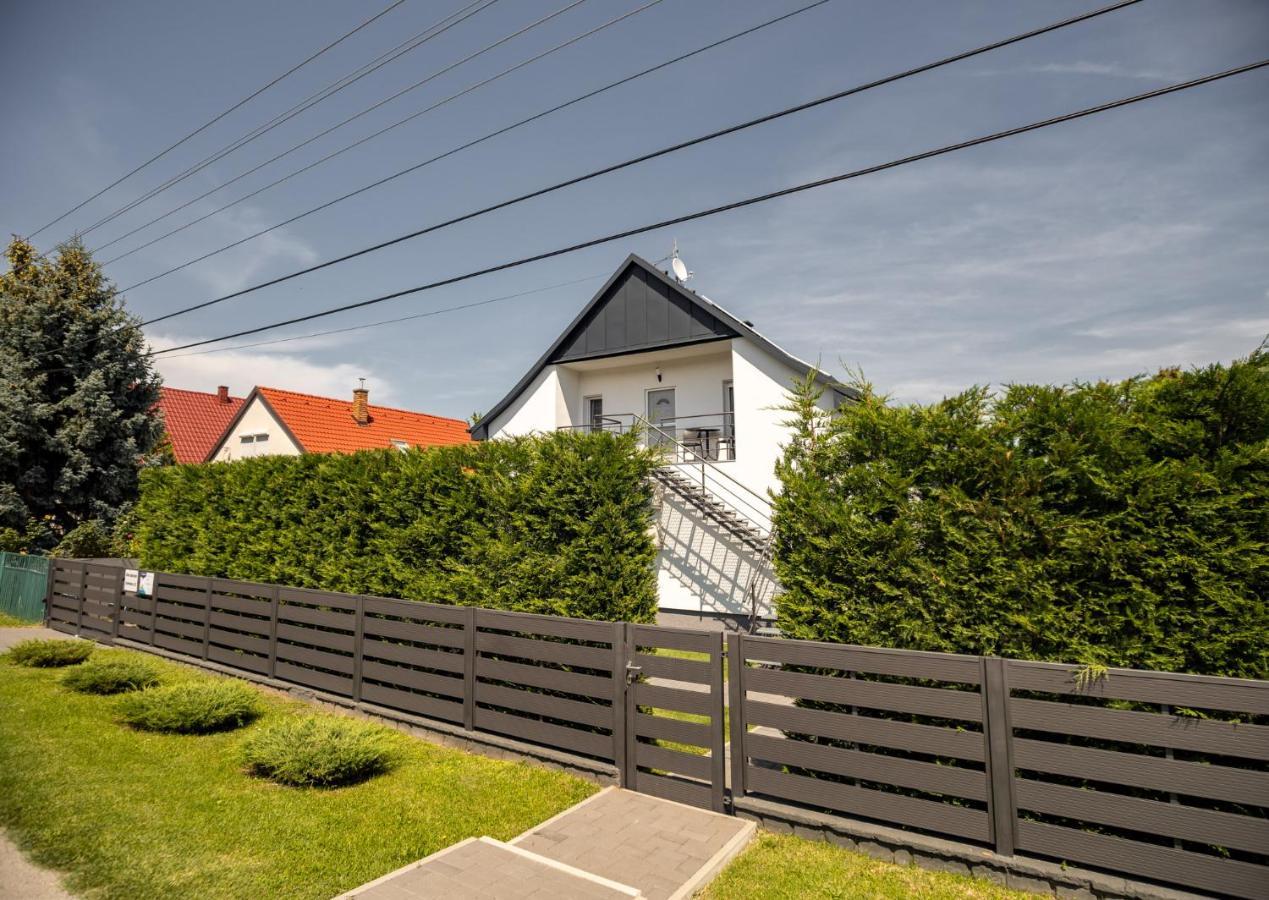 Oliver 22 Apartman Fonyód Buitenkant foto